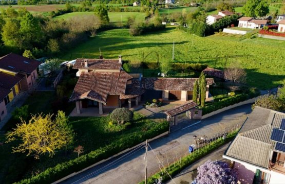 Vendita Villa Campagna PRALORMO Piemonte